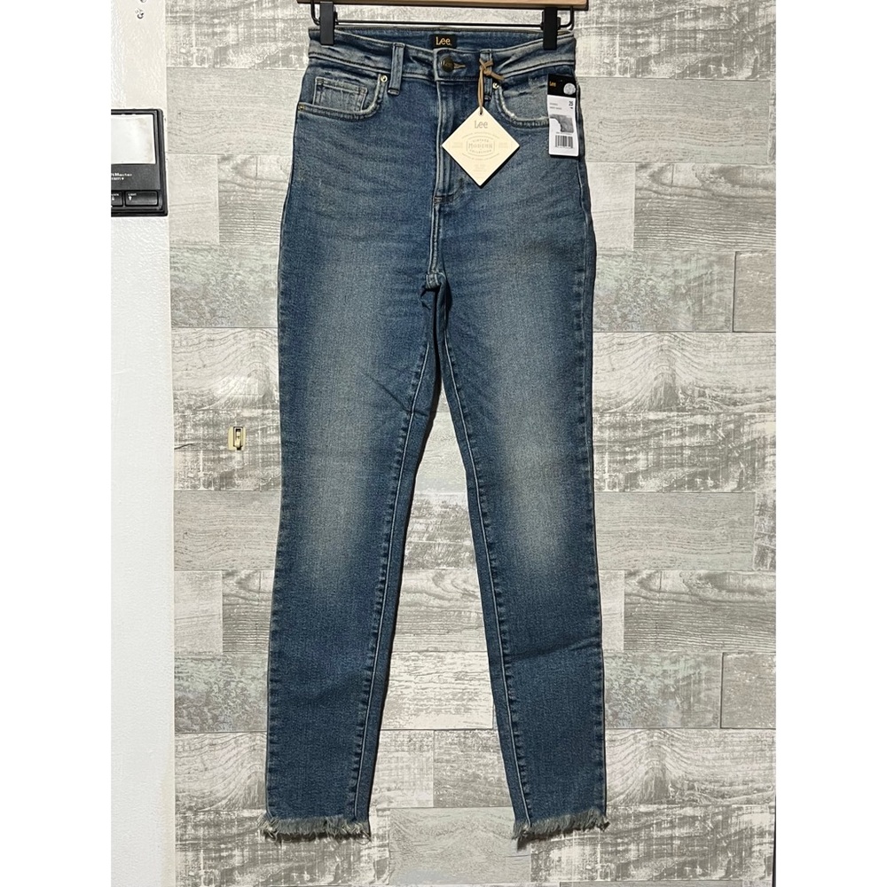 LEE Skinny Sweet Indigo Ankle Distressed Jeans Pants Ladies 25 NWT